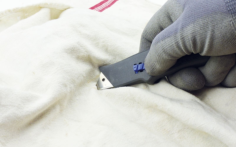 pics/Mure et Peyrot/mure-peyrot-151152-moutchic-safety-knife-detectable-multi-usage-3.jpg
